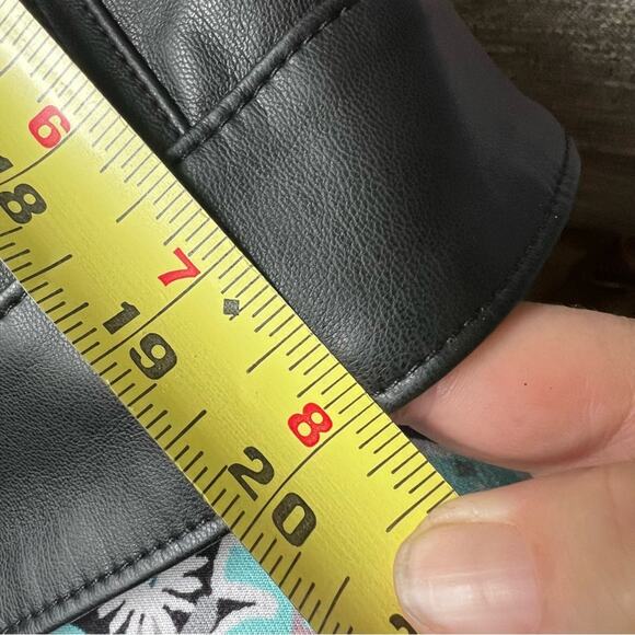Calvin Klein Vegan Faux Leather Moto Jacket NEW Women’s XS - Picture 9 of 9